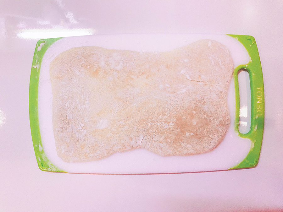 片栗粉をまぶす